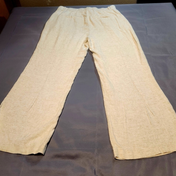 Abercrombie & Fitch Cream Trousers - Picture 2 of 5